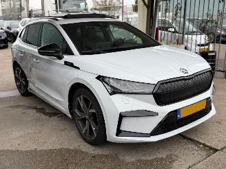 Skoda Enyaq 60 SPORTLINE PANO CRYSTAL LIGHTING NAP picture 3