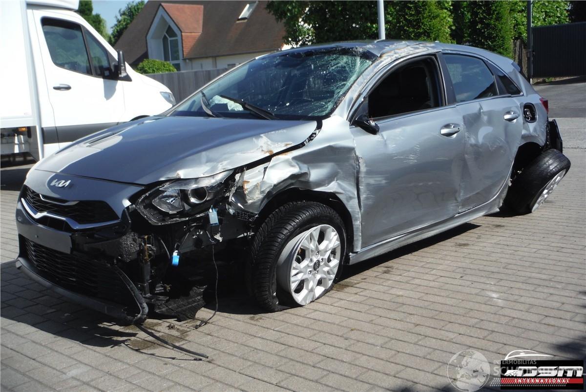 Kia Cee d /  CD