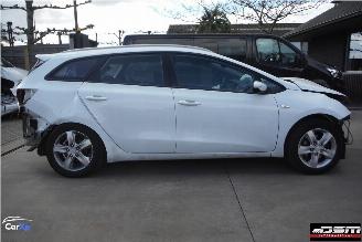 Kia Cee d /  1.6 CRDI EASY picture 12