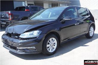 krockskadad bil auto Volkswagen Golf VII COMFORTLINE 2017/4