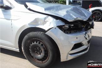Volkswagen Polo VI 1.0 COMFORTLINE picture 12