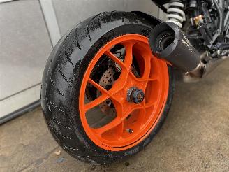 KTM 1290 Super Duke R Carbon picture 7