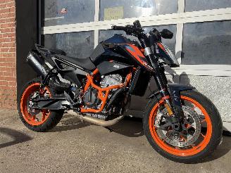 KTM Alle 890R duke picture 3