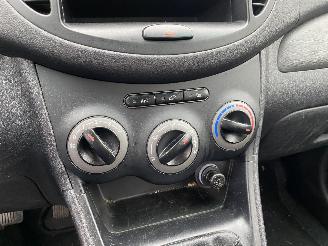 Hyundai I-10 1.0 Airco Motor defekt picture 7