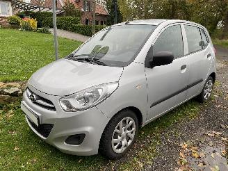 Coche accidentado Hyundai I-10 1.0 Airco Motor defekt 2026/1