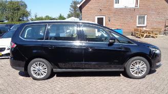 damaged passenger cars Ford Galaxy 1.5 titanium   118kw 7 zitter  navi 2017/4