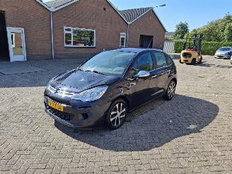 krockskadad bil auto Citroën C3 1.2 vti  82pk 2014/3