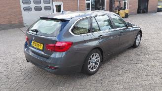 BMW 3-serie 320i  184 pk clima leer picture 7