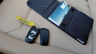 BMW 3-serie 320i  184 pk clima leer picture 11