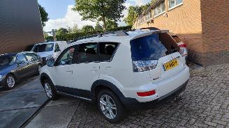 Mitsubishi Outlander 2.0 i 147pk automaat picture 5