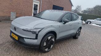 Volvo EX30 69kwh   272pk navi clima picture 4