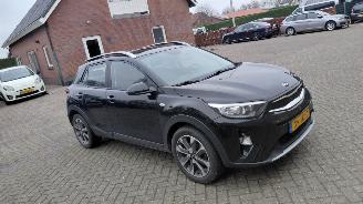uszkodzony samochody osobowe Kia Stonic 1.0i  dynamic line   navi 2019/2