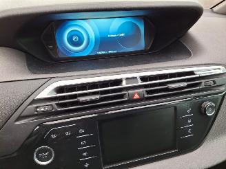Citroën Grand C4 Picasso 1.2  96kw  clima navi picture 9