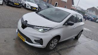 Coche accidentado Renault Zoé r 110 life   carshare 52kwh    navi  109pk 2021/6