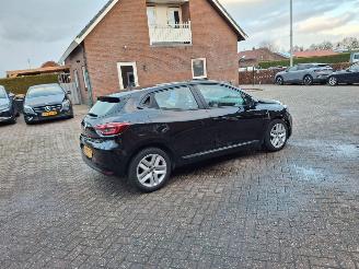 Renault Clio 0.9 tcn  zen navi picture 3