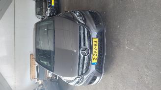 Mercedes B-klasse 180 1.6i  90kw pano navi picture 15