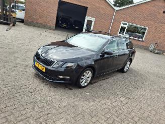 Skoda Octavia 1.6 tdi 116pk  automaat navi picture 1