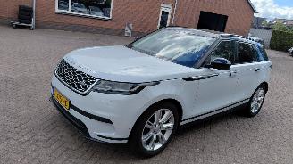 Damaged car Land Rover Range Rover Velar 2.0i  300pk  awd   navi 2018/12