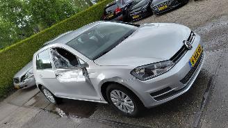 Volkswagen Golf 1.2 tsi  63kw   1 eigenaar   42dkm picture 2