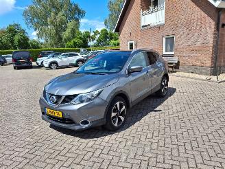 uszkodzony samochody osobowe Nissan Qashqai 1.6i 120kw navi  pano 2016/2