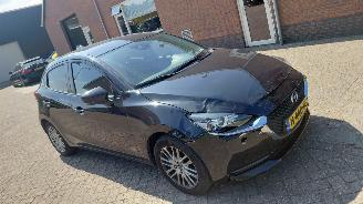 Mazda 2 1.5i  90pk   airco navi picture 4