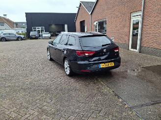 Coche accidentado Seat Leon 1.8 tsi  132kw  fr navi clima 2014/5
