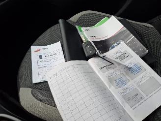 Toyota Aygo 1.0 vvti x play   navi  cruiscontral airco picture 8