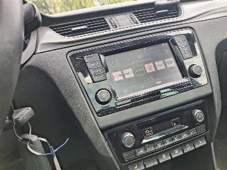 Skoda Rapid 1.0 tsi  70kw  pano   clima picture 9