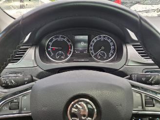 Skoda Rapid 1.0 tsi  70kw  pano   clima picture 11