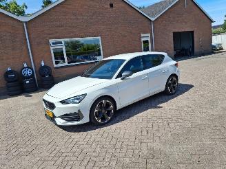 uszkodzony samochody osobowe Cupra Leon 1.5 tsi  hybrid   110kw navi  edition  clima 2023/6