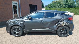 Toyota C-HR 1.2i  85kw   automaat navi leer picture 12