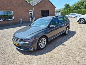 Avarii autoturisme Volkswagen Passat 1.4 tsi phev  156pk navi 2021/1