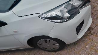 Mitsubishi Space-star 1.2i connect airco navi picture 5