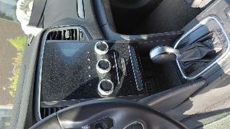 Avarii autoturisme Renault Mégane 1.3 tce  103kw  automaat   140pk  navi clima 2022/1