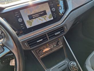 Volkswagen Polo 1.0 tsi higline   navi clima  70kw picture 9