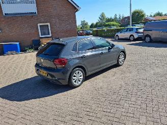 Volkswagen Polo 1.0 tsi higline   navi clima  70kw picture 5