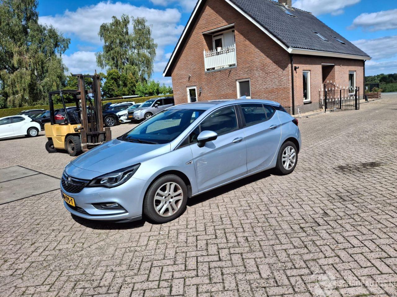 Opel Astra 1.0i 5drs  navi   clima  77kw