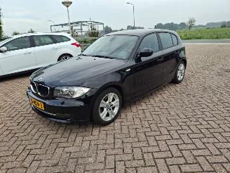 škoda osobní automobily BMW 1-serie 118i 5drs airco navi 2010/11