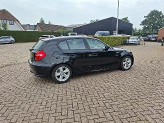 BMW 1-serie 118i 5drs airco navi picture 6