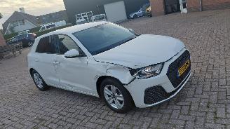Audi A1 1.0i 5drs   95pk navi   airco picture 4