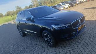 Damaged car Volvo Xc-60 2.0 d4   awd   automaat  197pk leer  navi 2020/2