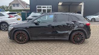 Auto incidentate Mercedes GLA 250 amgline pano  2.0i  224pk  navi 2020/12