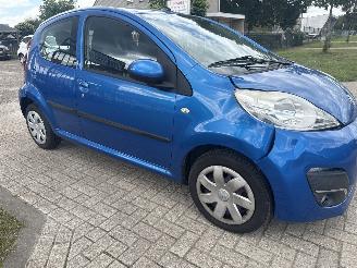 Peugeot 107 1.0 ACTIVE 49333 KM NAP! BOUWJAAR 2012 LICHTE SCHADE! 3250 EURO picture 6