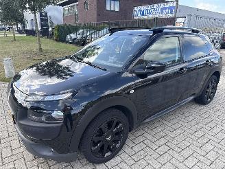 Auto incidentate Citroën C4 cactus 1.2 SHINE AUTOMAAT MET KRASJES BOUWJAAR 2015 5900 EURO 2015/10
