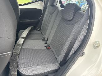 Toyota Aygo 1.0 VVT i X-PLAY DIEFSTALSCHADE! 17796 KM BOUWJAAR 2018  6750 EURO picture 9