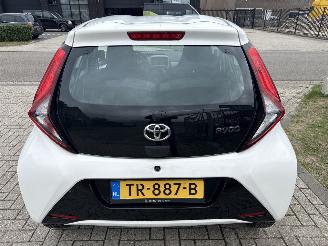 Toyota Aygo 1.0 VVT i X-PLAY DIEFSTALSCHADE! 17796 KM BOUWJAAR 2018  6750 EURO picture 3
