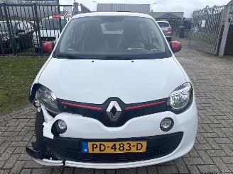 Renault Twingo 1.0SCe LICHTE RIJDBARE SCHADE! BOUWJAAR 2017 88000 KM 4250 EURO picture 7