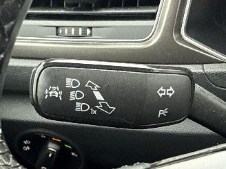 Volkswagen T-Roc 1.0 TSI 116 PK PORTIEREN SCHADE BOUWJAAR 2018 RIJDBAAR! 9500 EUR picture 14