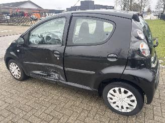 Citroën C1 1.0 COLLECTION BOUWJAAR 2012 165000 KM RIJDBAAR 2350 EURO VAST picture 2