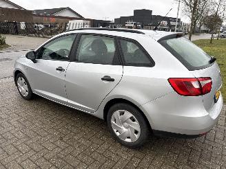 Seat Ibiza 1.2 CLUB IBIZA ST LICHTE RIJDBARE SCHADE! BOUWJAAR 2012 1350 EUR picture 2
